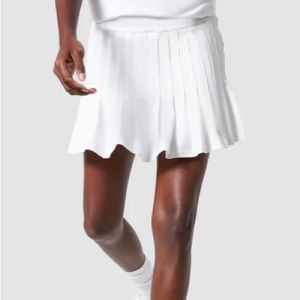 White and Fresh Buds 15 Inch Tennis Skirt